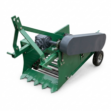 Cargar imagen en el visor de la galería, Cosechadora de Papas Hilera 60cm 30a40HP Tractor Giovacchino
