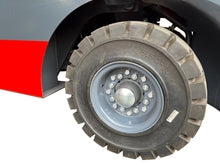 Cargar imagen en el visor de la galería, Grua 3,5 TON Motor Nissan Gas/Gasolina